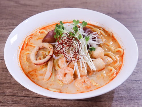 豆乳仕立ての麻辣ちゃんぽん